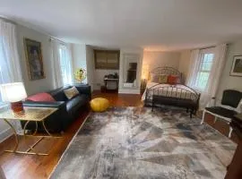 Trouvaille House Suite 3 Klimt Suite