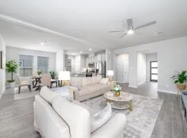 Modern and Spacious 4BR Home in Rosenberg, TX