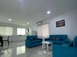 Apto #18 con Hermosa Vista piso 3