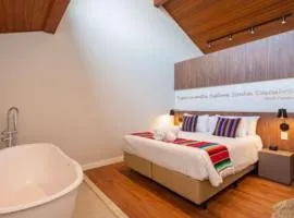 Apartamento Duplex com 2 jacuzzis privativas no Wanderlust Hotel