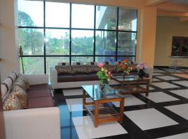 Hotel Durga International，位于瑟格莱什布尔的酒店