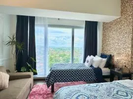 1-BR Suite with 2 Beds & Mountain Views in Aeon Towers beside Abreeza Mall 100MBPS WIFI