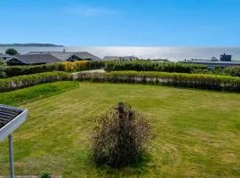 Well-Maintained Holiday Home With Panoramic Views Of Begtrup Bay