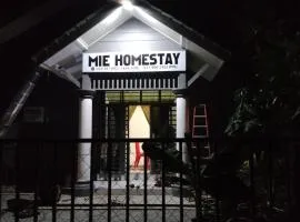 Mie Homestay Gunong