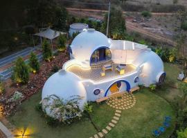 Dome Villas By Jade - Blue，位于班加罗尔的酒店