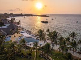 海明威瓦塔穆酒店，位于瓦塔穆的带停车场的酒店