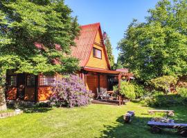 3 Bedroom Lovely Home In Nowe Warpno，位于新瓦尔普诺的酒店