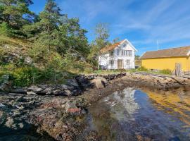 Lovely Home In Stillings&ouml;n With Wifi，位于Stillings&ouml;n的豪华酒店