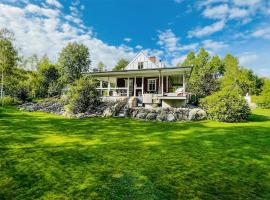 Gorgeous Home In Laholm With Kitchen，位于拉霍尔姆的酒店