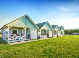 Beautiful Home In Jaroslawiec With Wifi，位于雅罗斯瓦维茨的酒店