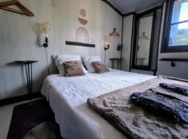 4 couchages Matelas M de Forme côté jardin au calme