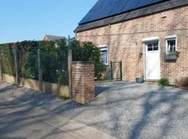 Une chambre privée au sein d'une villa à la campagne