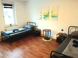 Seyfarthrooms - Monteurwohnung Großröhrsdorf 1 - zentrale Lage, gute Anbindung, voll ausgestattet