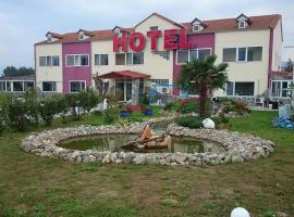 Hotel Konstantina，位于Rodópolis的酒店
