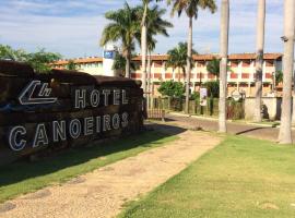 Hotel Canoeiros，位于皮拉波拉的酒店