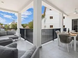 Bonaire Beach Apartment 8 with communal pool and diving facilities