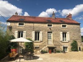 La maison Villecharny，位于Marigny-le-Cahouet的酒店