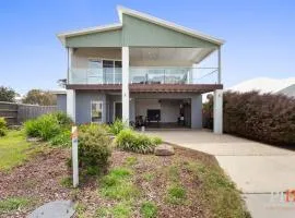 Coastal Family Retreat in CW