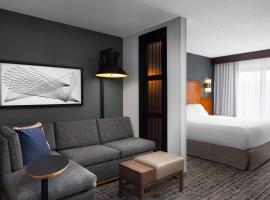 Hyatt Place Dallas North by the Galleria，位于艾迪生的酒店