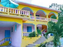 Coral Cove Cottage