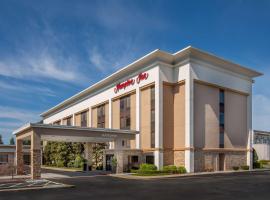 里霍博斯海滩希尔顿恒庭酒店，位于柏斯海滩的宠物友好酒店