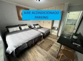 Departamento Studio - Carrera - Factura - Central - Empresas - Parking - Wifi - Aire acondicionado