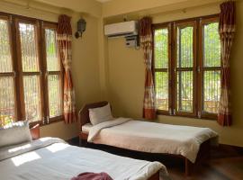 Tara guesthouse - Sauraha,Chitwan，位于索拉哈的酒店