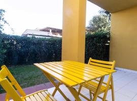 Marcelli, bilocale con giardino a 100 mt dal mare - M052，位于马瑟利的酒店