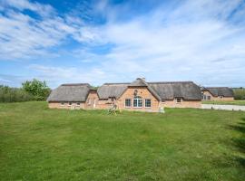 Gorgeous Home In Ulfborg With Sauna，位于乌尔夫堡的酒店