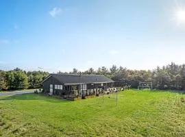 5 Bedroom Cozy Home In Løkken