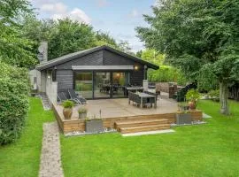 Lovely Home In Gørlev With Kitchen