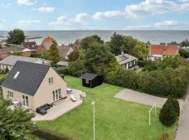 Beautiful Home In Samsø With Kitchen