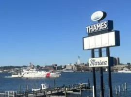 Thames Inn and Marina
