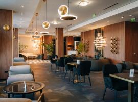 Sky Airport Hotel，位于克卢日-纳波卡的酒店