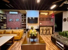 Luxury Penthouse with Ganga View