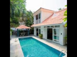 Aguada Anchorage - The Villa Resort, Candolim，位于坎多林的度假村