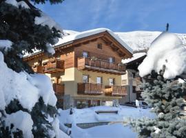 Chalet Loredana，位于利维尼奥的木屋