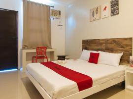 RedDoorz @ Golite Washington，位于黎牙实比的酒店