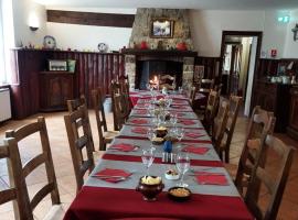 auberge de combreux，位于孔布勒的酒店