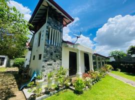 Suriya Homestay，位于Badalgama的酒店