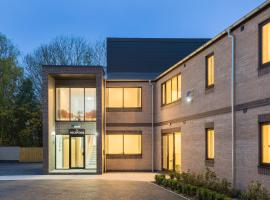 The Suites Inn Hotel Birmingham Merry Hill，位于Brettell Lane的酒店