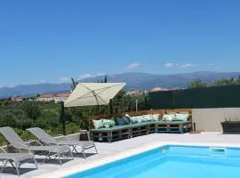 As Tílias Homely 46