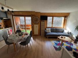 Petit havre de paix!，位于莱斯克伦斯的酒店