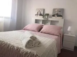 Apartamento Xacobe Grove, 120 metros totalmente equipado, luminoso, céntrico y con plaza de garaje