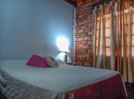 Departamento 2 con excelente confort y ubicación，位于Chamical的酒店