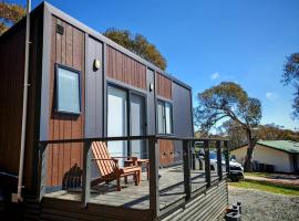 Braemar Bay Holiday Park，位于Kyloe的度假屋