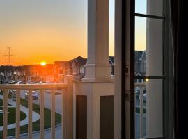 4BR 2 king 3 Queen 6 beds in total 3 GBPS Wi-Fi，位于基奇纳的酒店