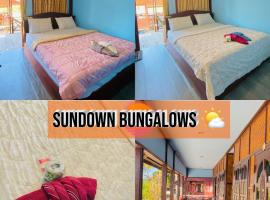 Sun down dondet bungalows，位于东德岛的酒店