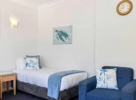 Bayside Retreat Glenelg