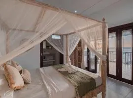 Jepun, room with beach view and large balcony